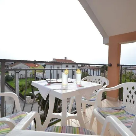 Appartement With Parking Space Sukosan, Zadar - 17027 *