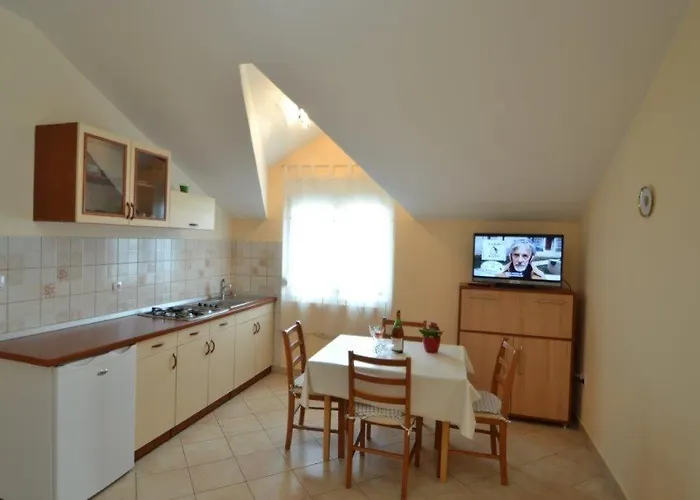 Апартаменты With Parking Space Sukosan, Zadar - 17027 *